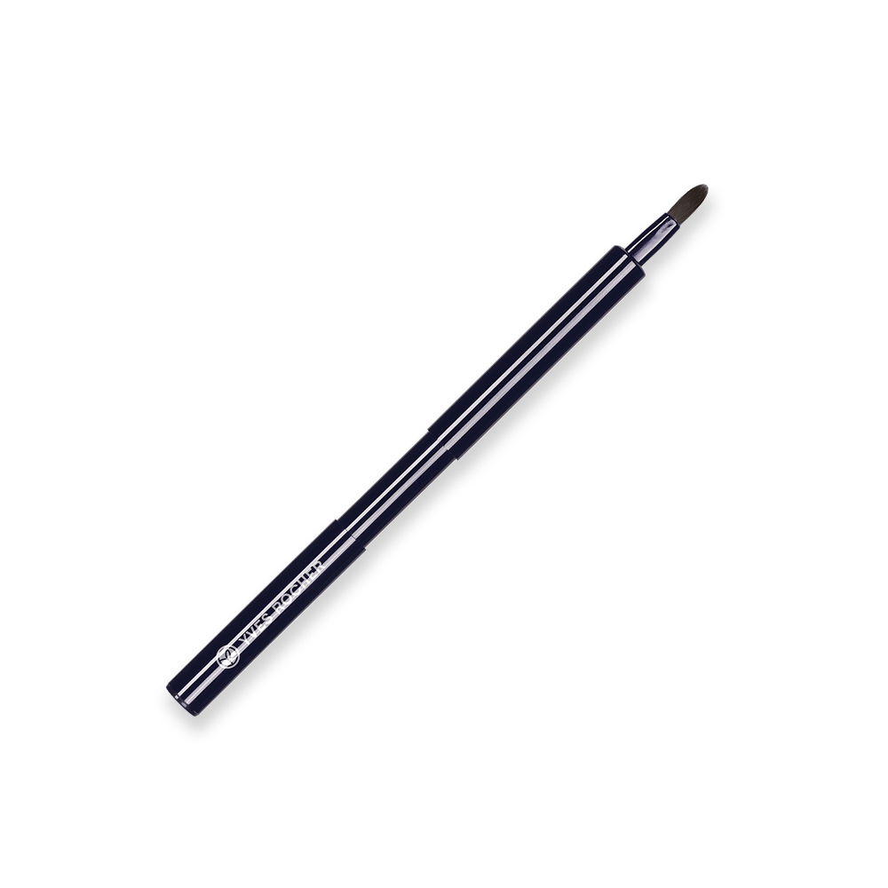 Your accomplice for perfectly shaped lips, no matter where you find yourself